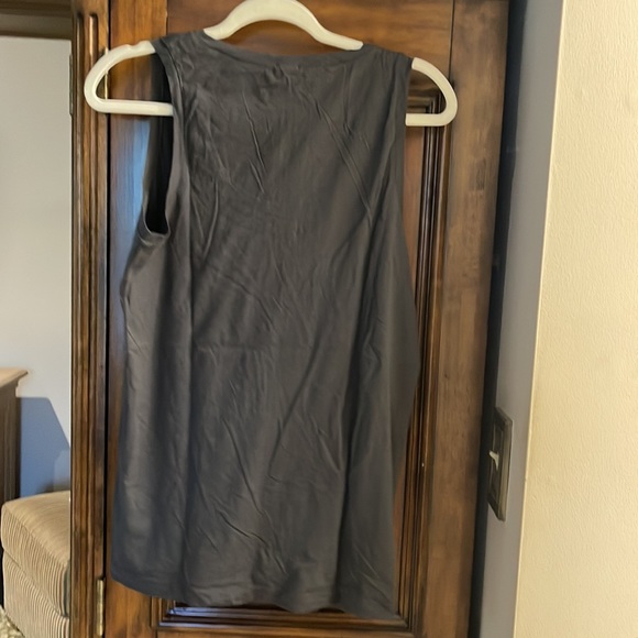 J Crew Black Cotton Rose Appliqué Neckline Tank, NWT, slight damage* - Picture 7 of 9